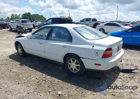 1995 Honda Accord Ex z USA, uszkodzony, nr VIN JHMCD5657SC038827